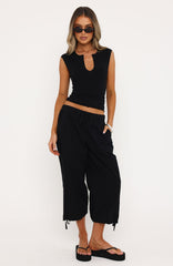 Date Me Capri Cargo Pants Black