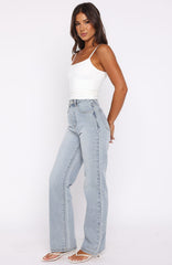 Alyssa High Rise Straight Leg Jeans Light Blue Wash
