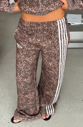 Release 15 Asalia Wide Leg Sweatpants Animal Print