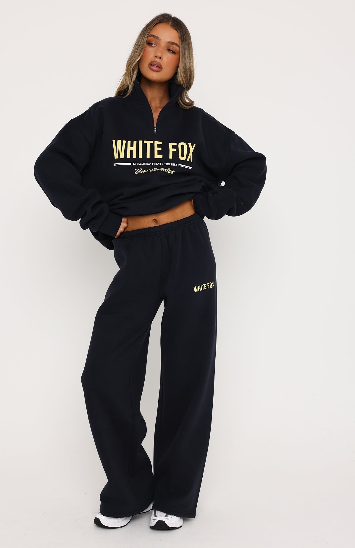 Vibes On Point Quarter Zip Sweater Navy