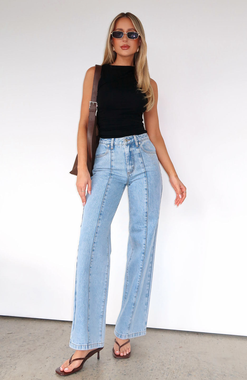 Layla Mid Rise Straight Leg Jeans Light Blue Wash