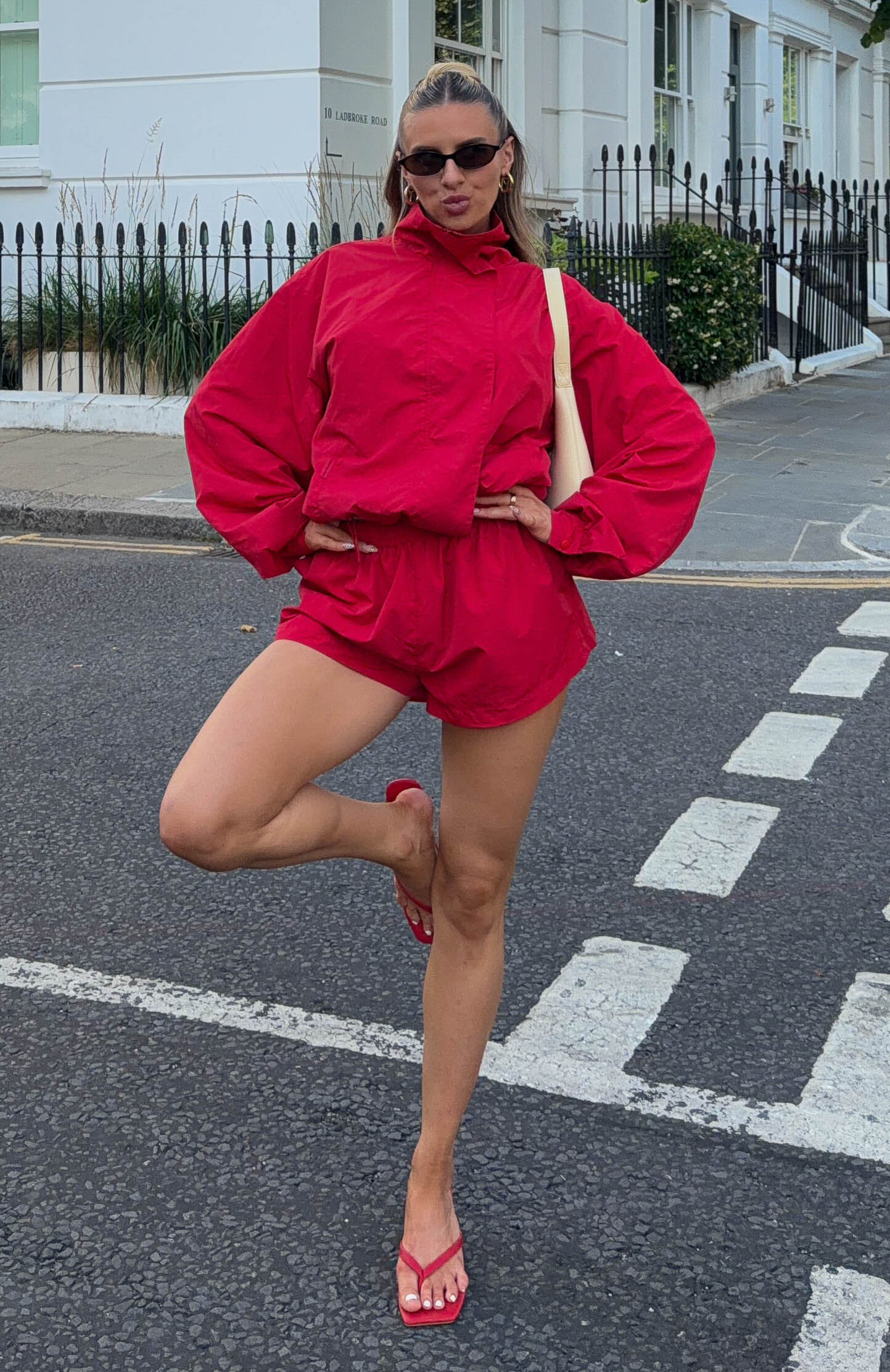 Love The Chase Cropped Shorts Red