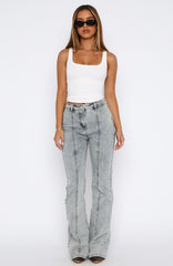 Zoe High Rise Bootleg Jeans Light Blue Acid Wash