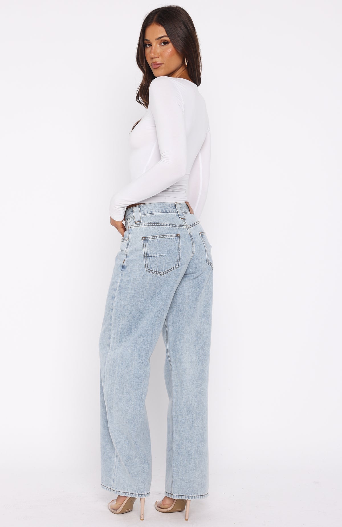 Clarissa Low Rise Wide Leg Jeans Mid Blue Wash