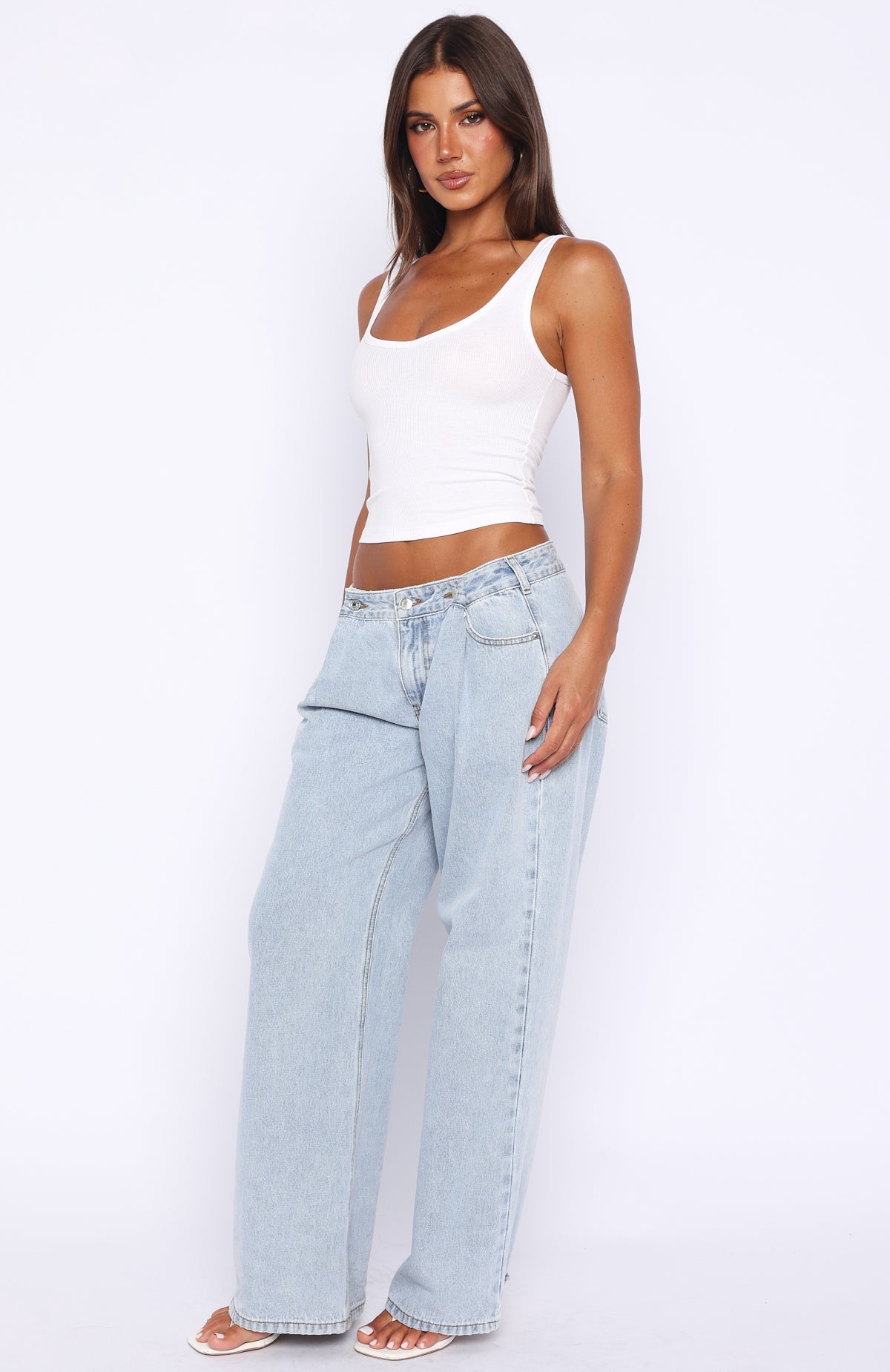 Day At A Time Low Rise Wide Leg Jeans Mid Blue Wash