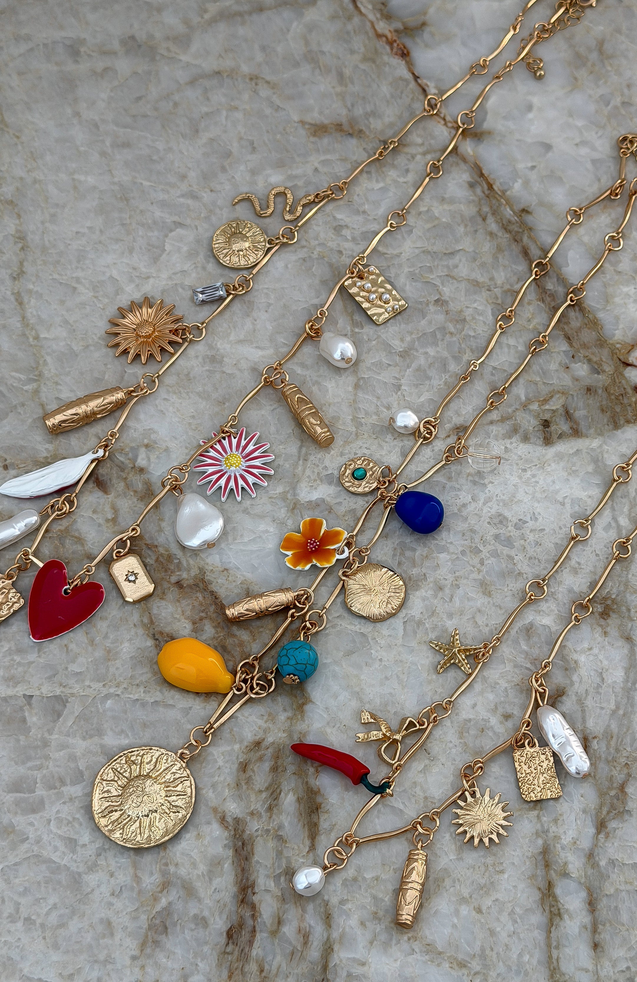 Leila Necklace Set Gold