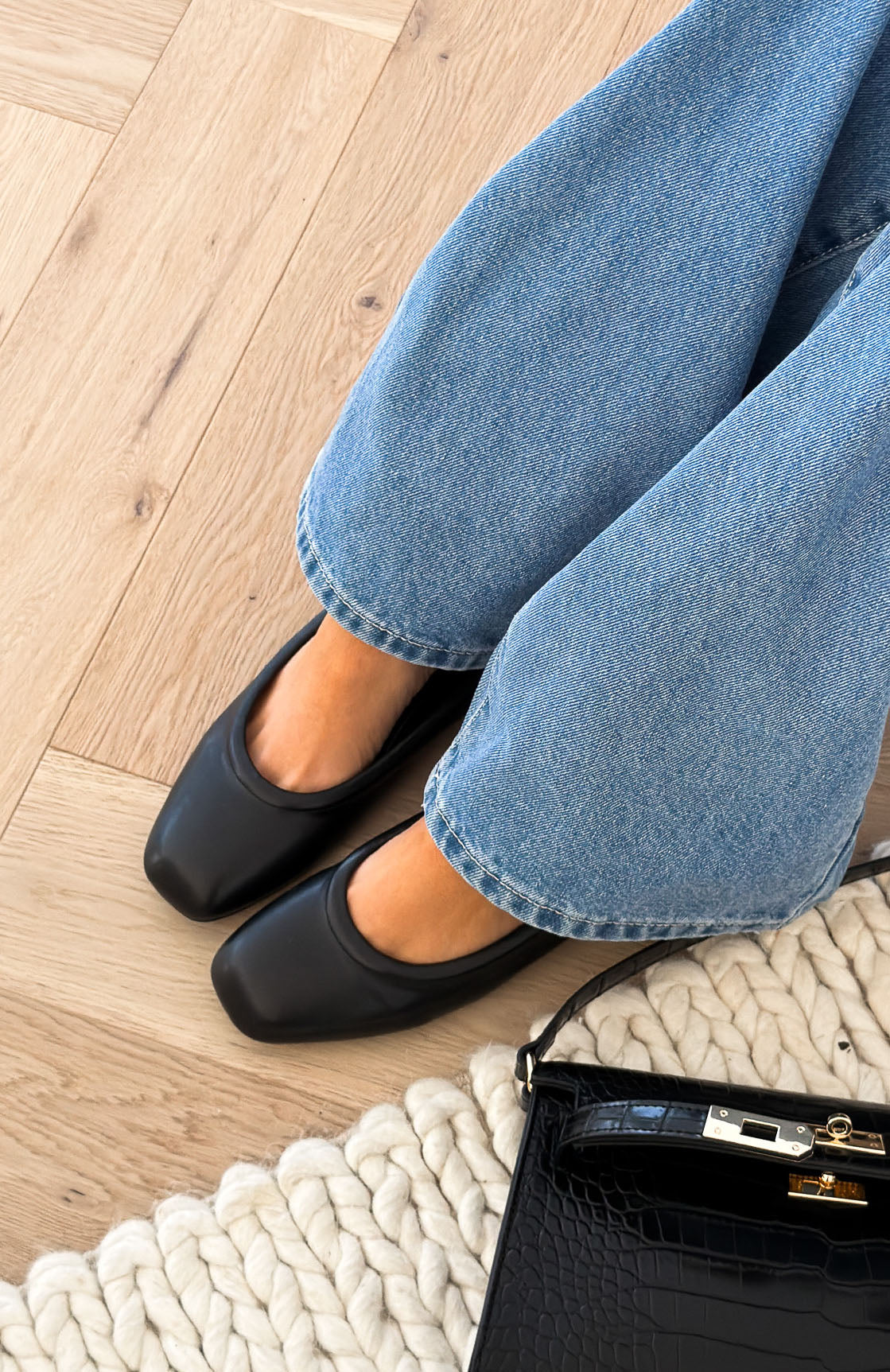Lester Ballet Flats Black