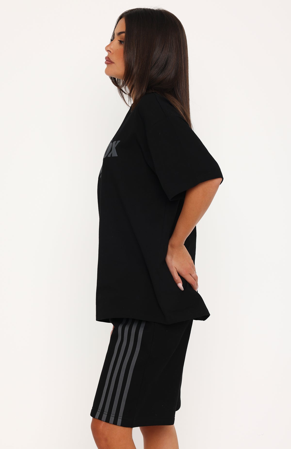Release 15 Kiana Oversized Tee Black